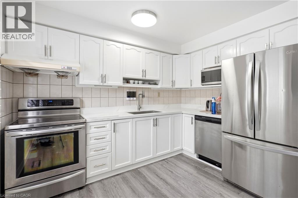 145 Rice Avenue Unit# 2 Property Photo 18