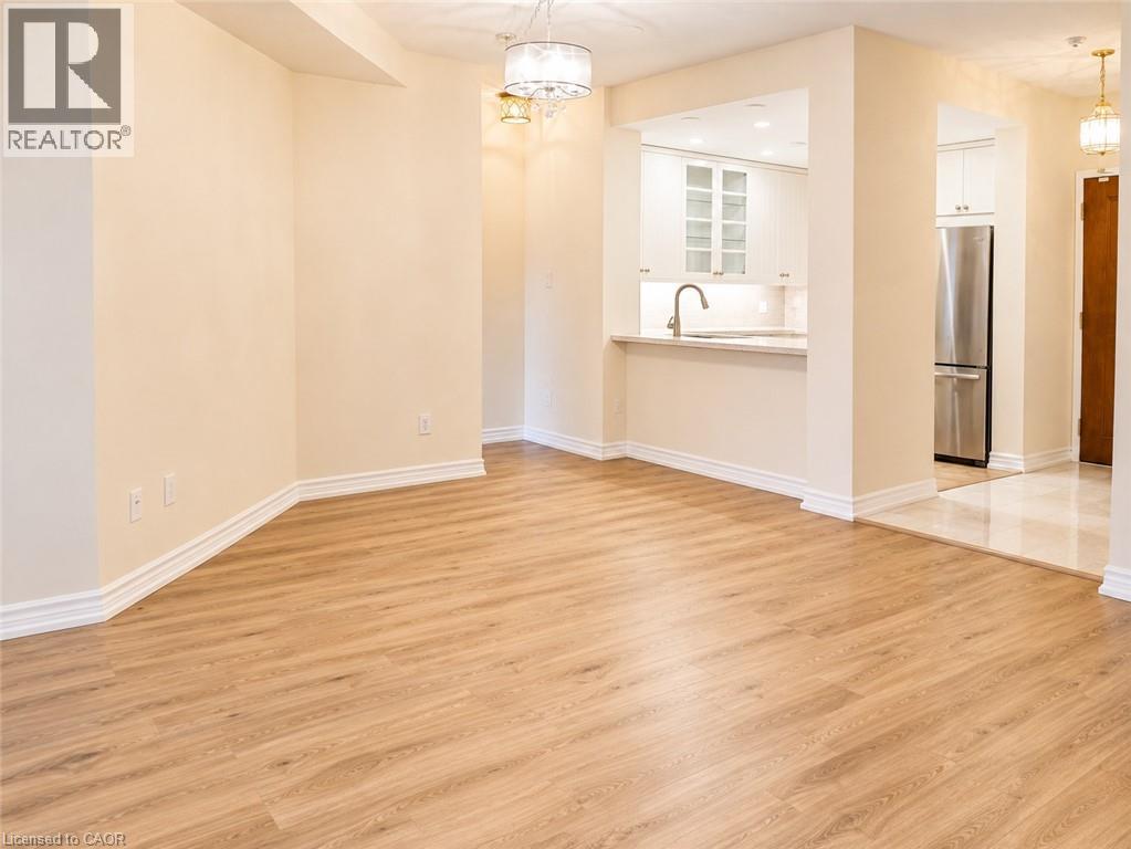 2511 Lakeshore Road W Unit# 216 Property Photo 8