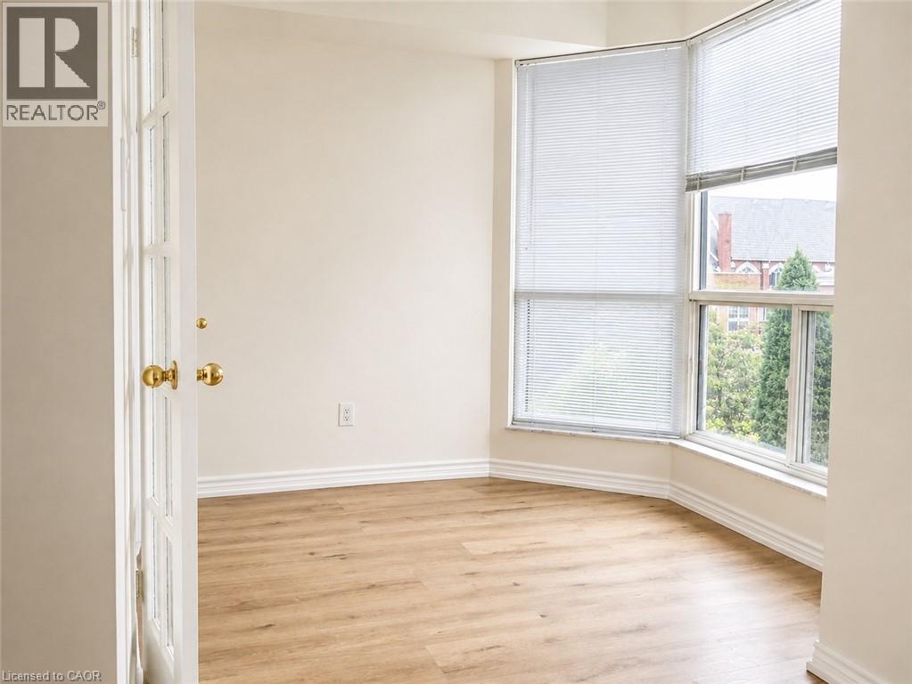 2511 Lakeshore Road W Unit# 216 Property Photo 10