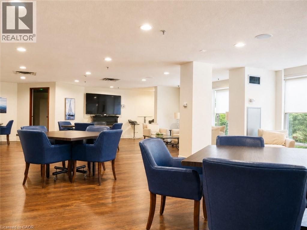 2511 Lakeshore Road W Unit# 216 Property Photo 23