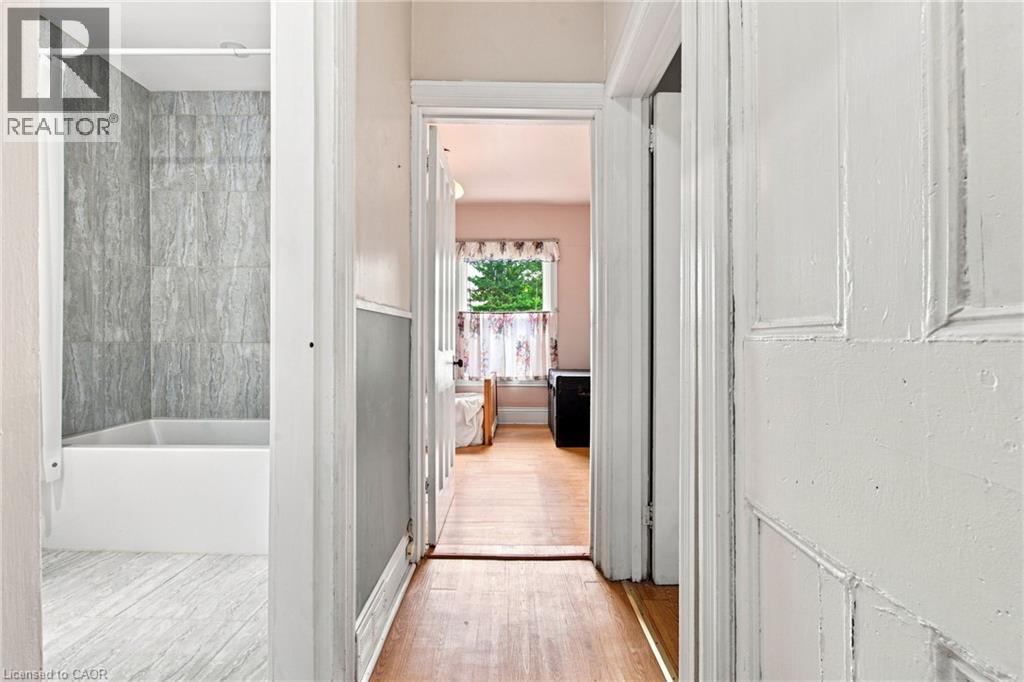 128 Hess Street N Property Photo 16
