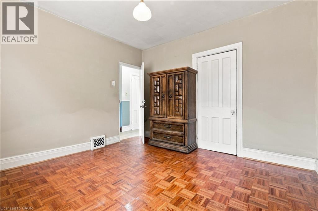 128 Hess Street N Property Photo 20