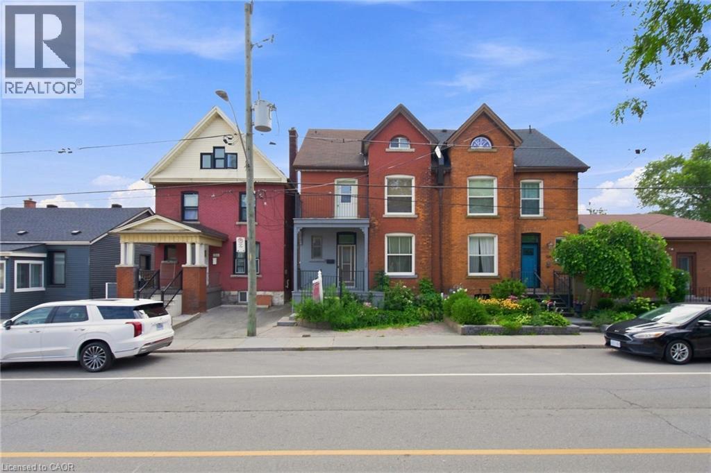 128 Hess Street N Property Photo 43