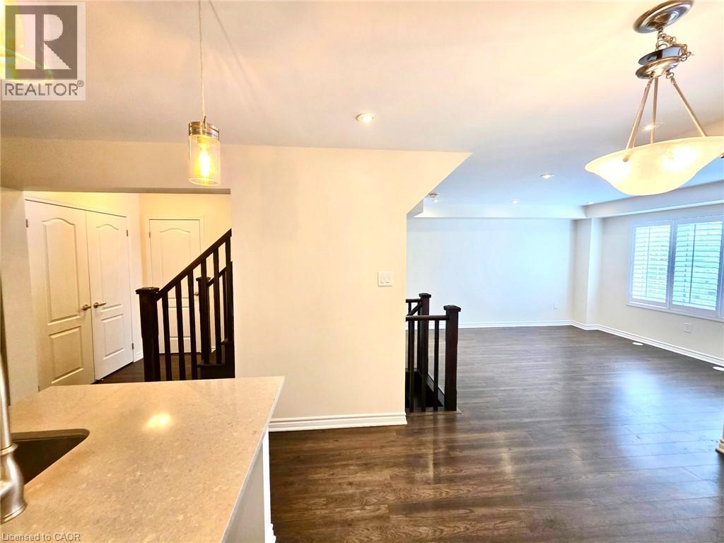 274 Casson Point Property Photo 8