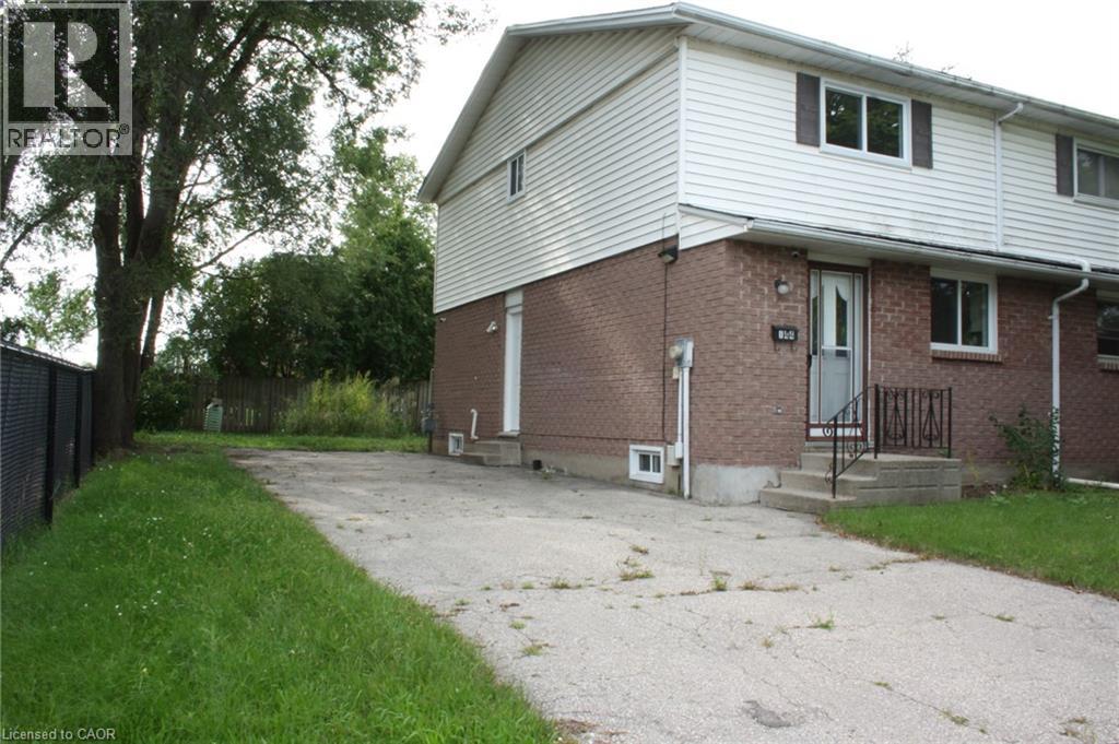 144 SEKURA Crescent Property Photo 1