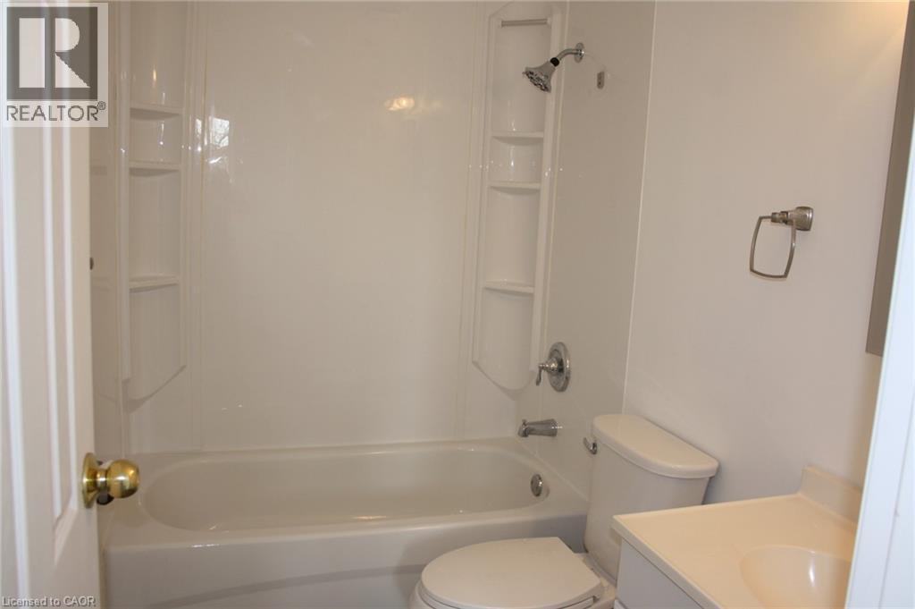 144 Sekura Crescent Property Photo 10