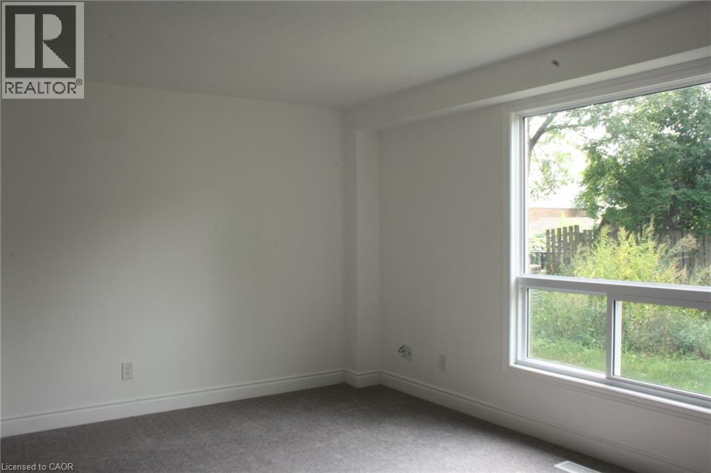 144 Sekura Crescent Property Photo 12