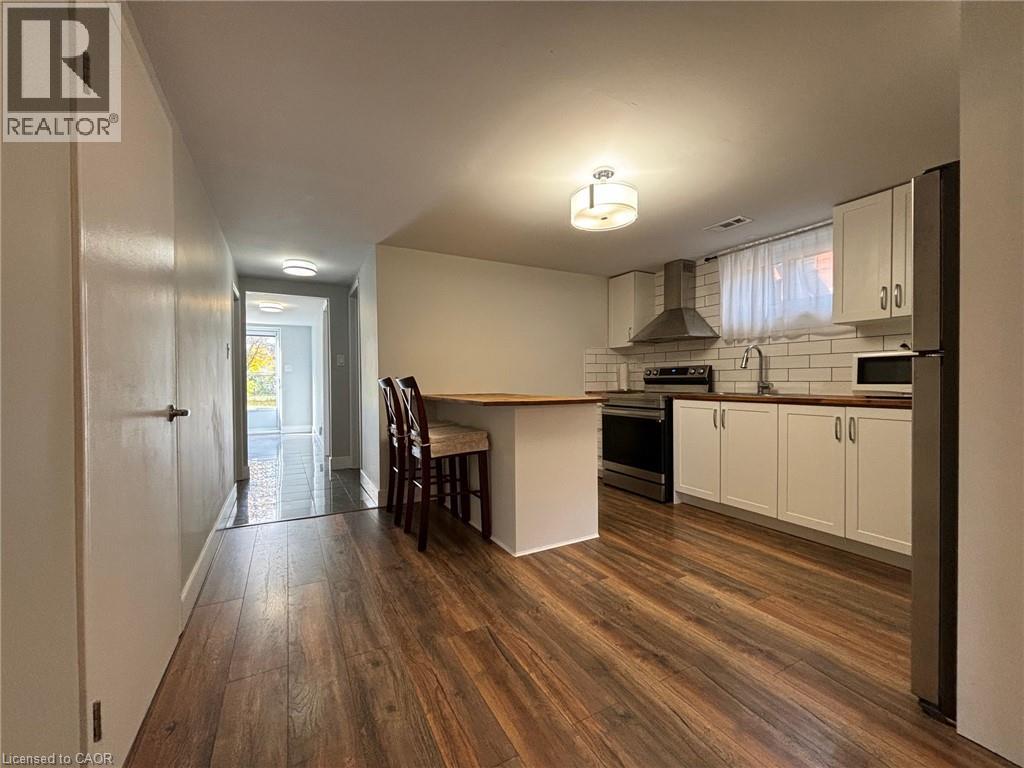 49 Westchester Drive Unit# Lower Property Photo 6