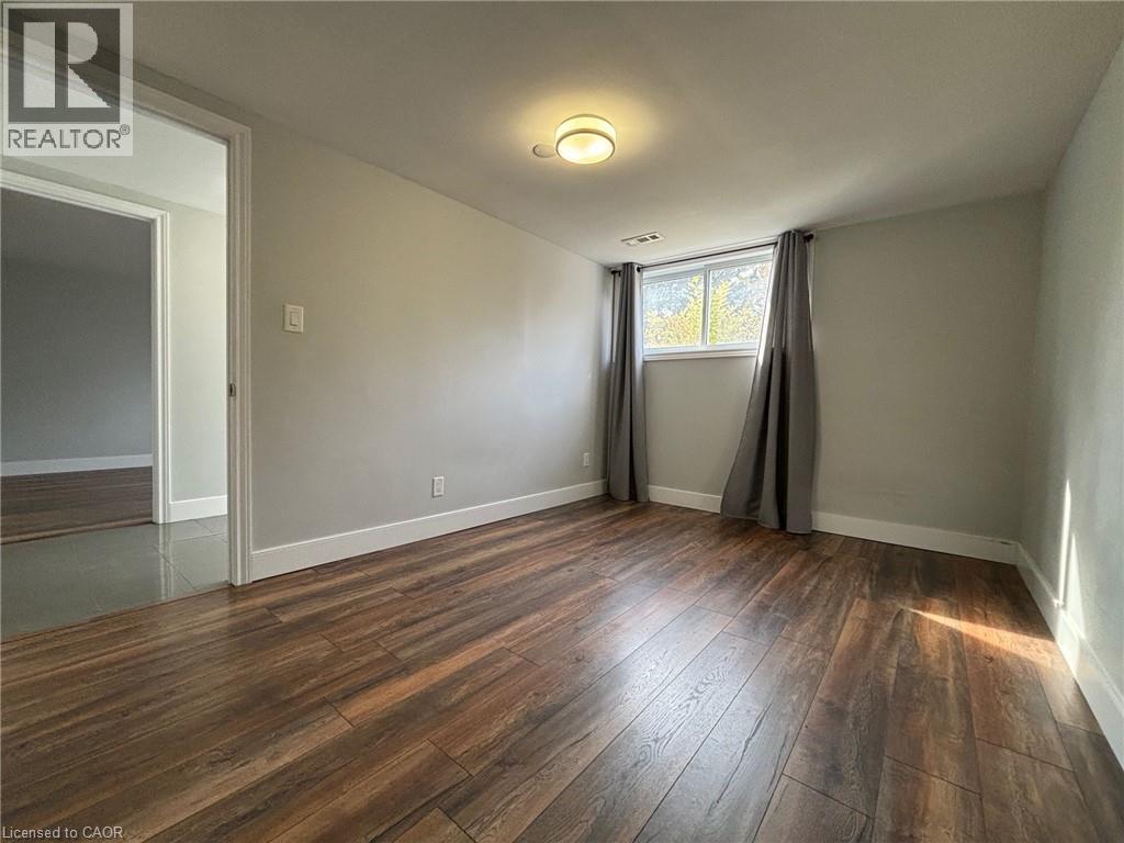 49 Westchester Drive Unit# Lower Property Photo 10