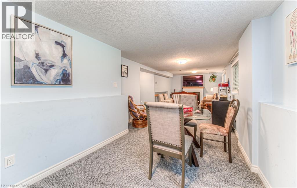 82 Roseneath Crescent Property Photo 27