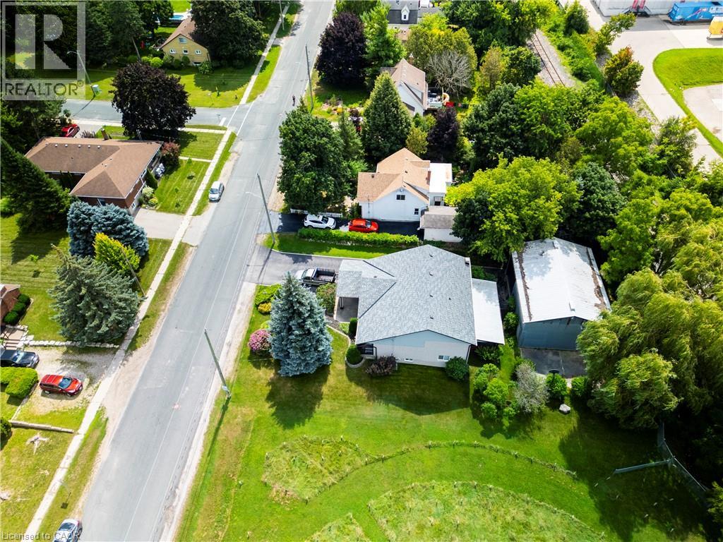 108 Queensway Drive Property Photo 2