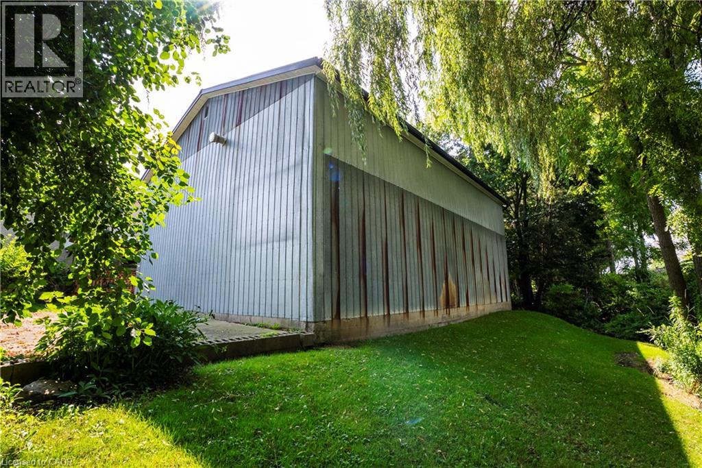 108 Queensway Drive Property Photo 42