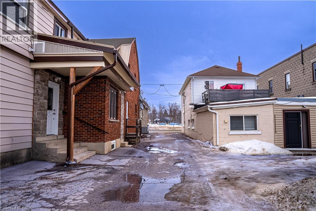 484 10th Avenue Unit# A Property Photo 11
