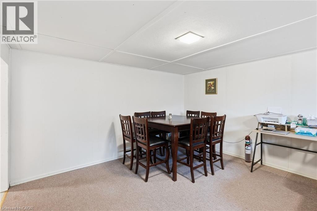 10 Taylor Crescent Property Photo 26