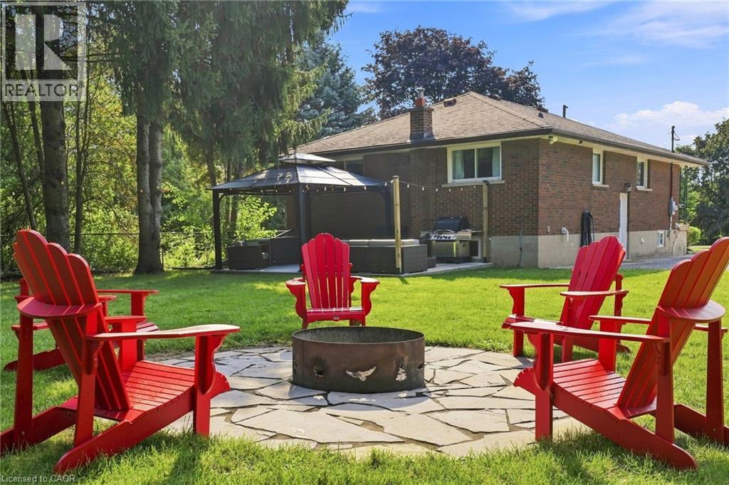 10 Taylor Crescent Property Photo 35