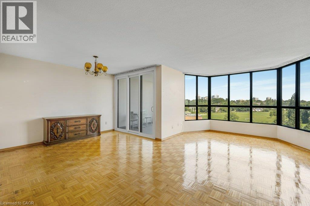 1333 Bloor Street Unit# 718 Property Photo 6