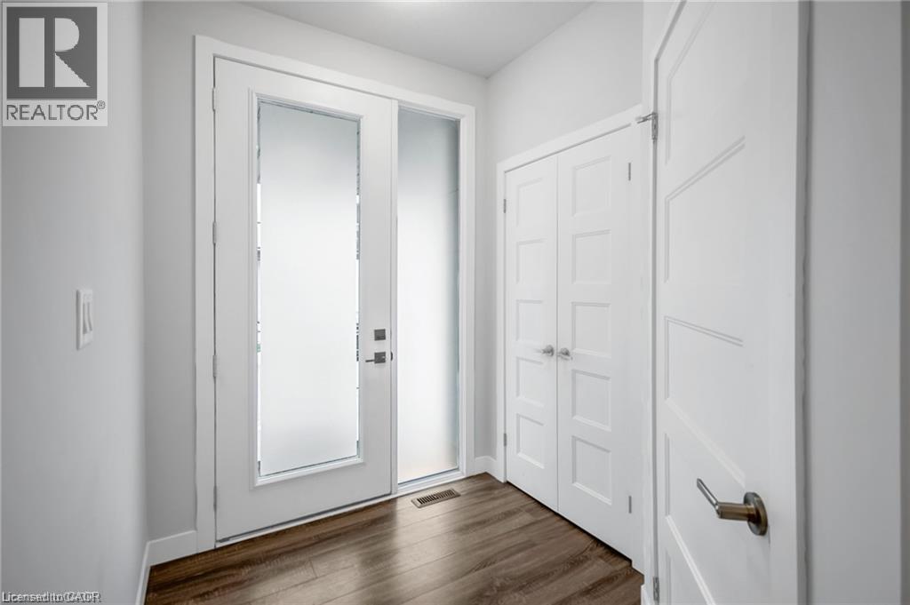 961 Battery Park Property Photo 3