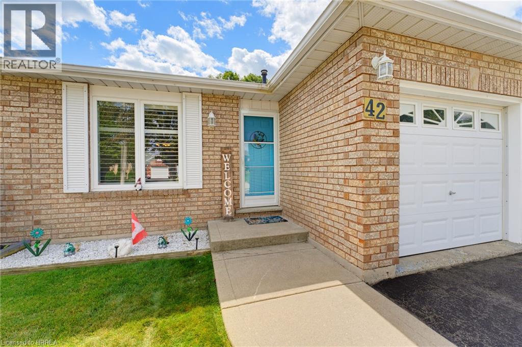 42 Buchanan Crescent Property Photo 3