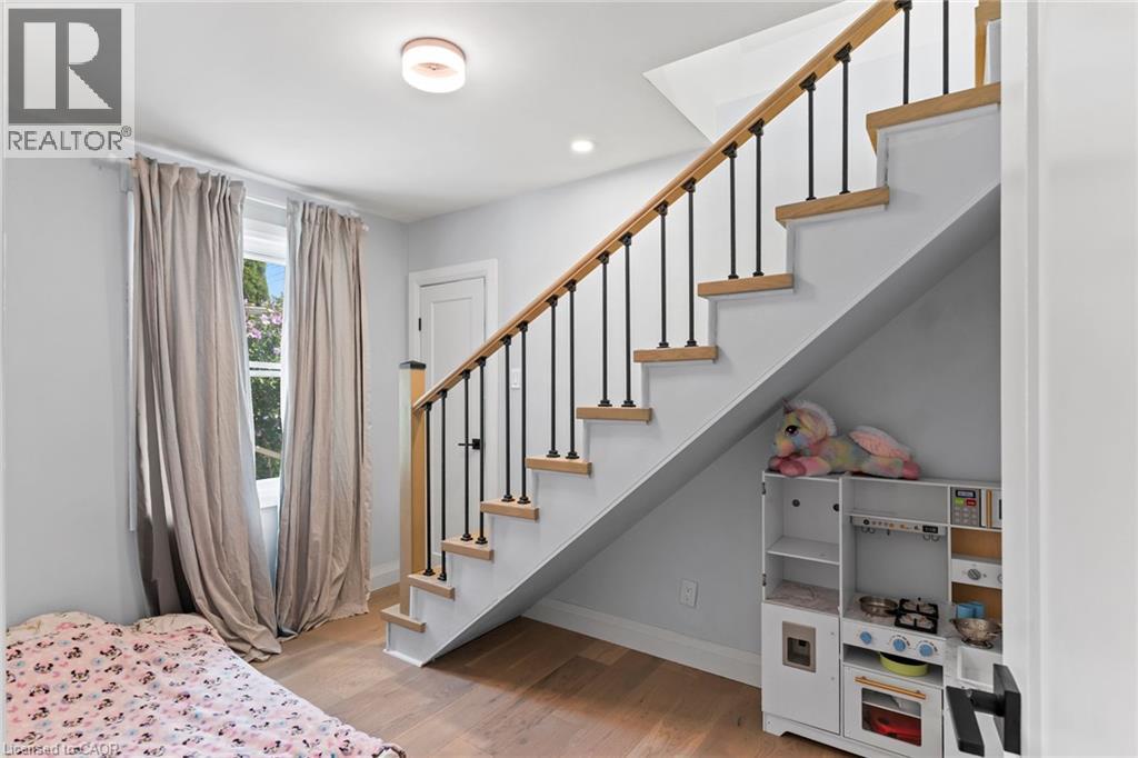 197 Crockett Street Property Photo 17