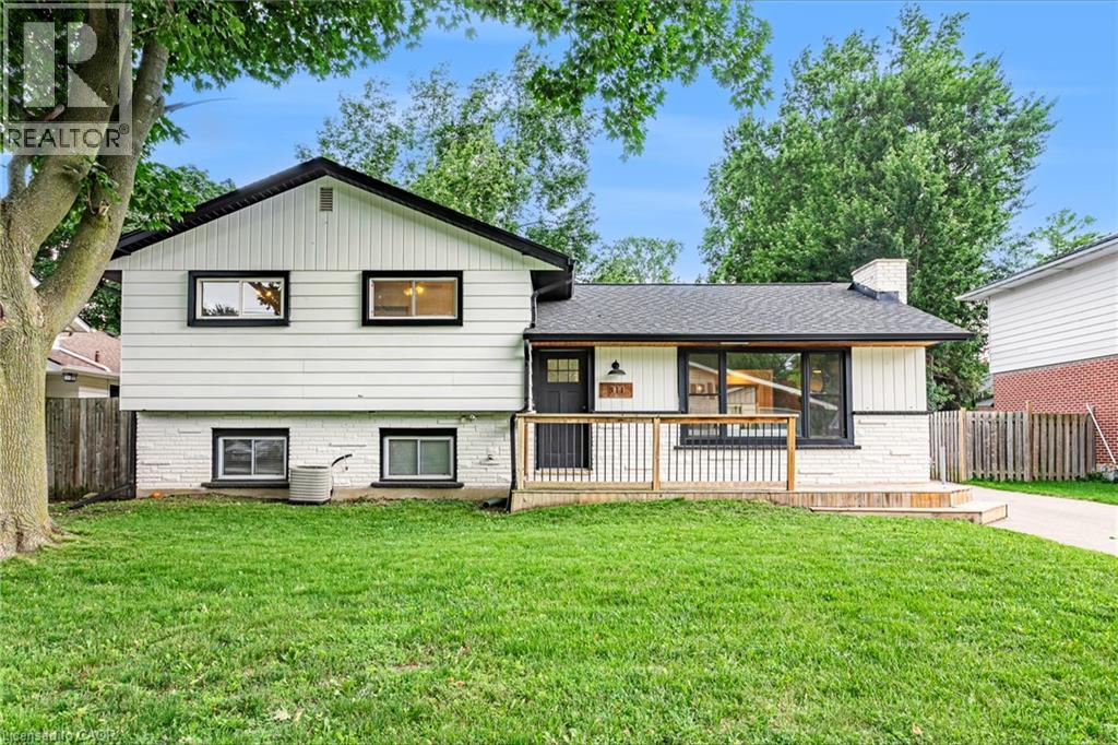 811 Hughson Street Property Photo 1