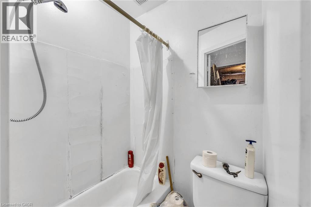 1367 Cannon Street E Property Photo 21
