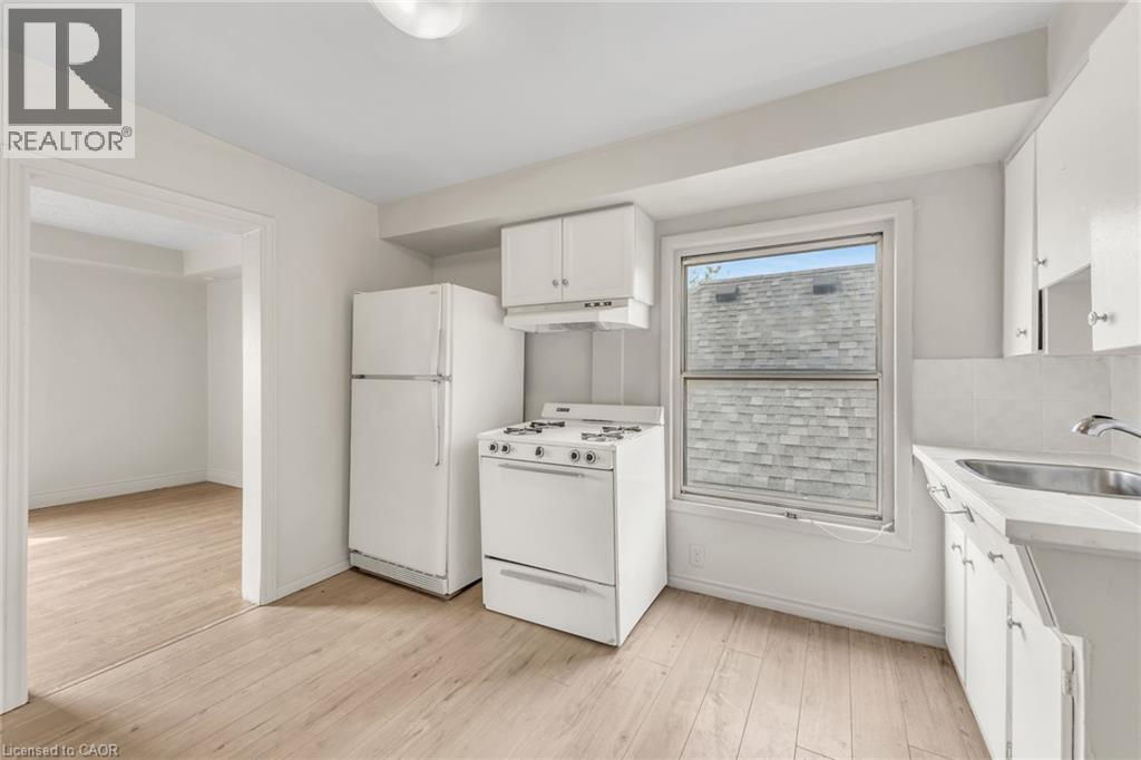 1367 Cannon Street E Property Photo 22