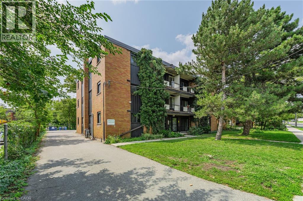 157 AHRENS Street W Unit# 4 Property Photo 1