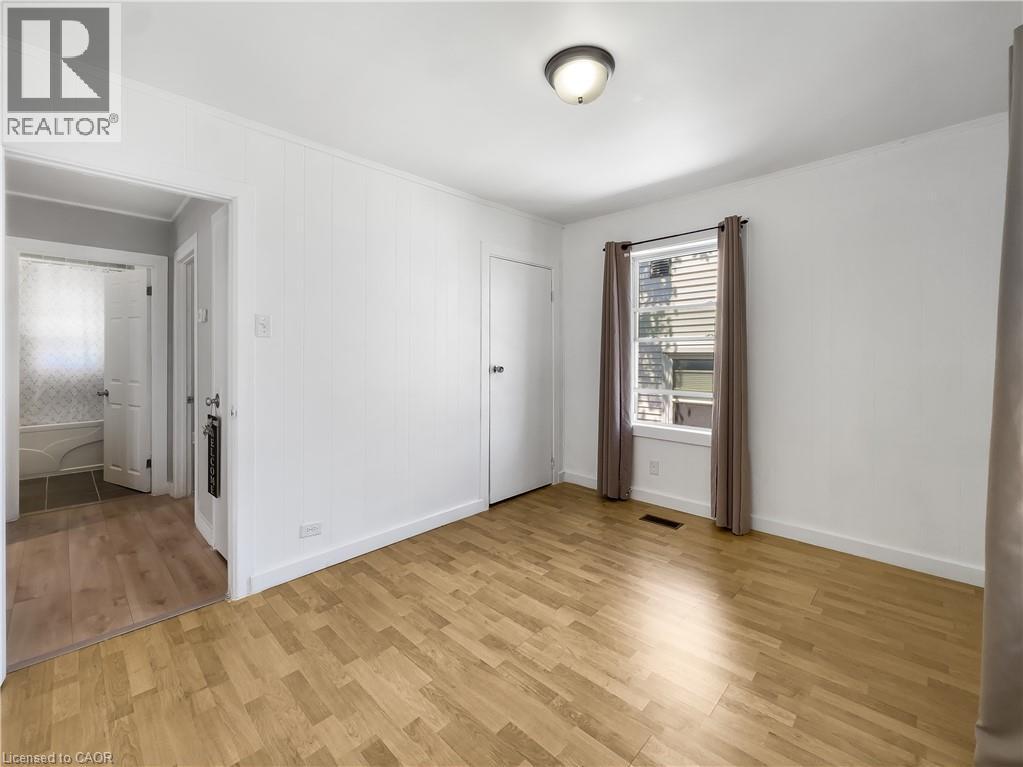 84 Carleton Street Property Photo 7