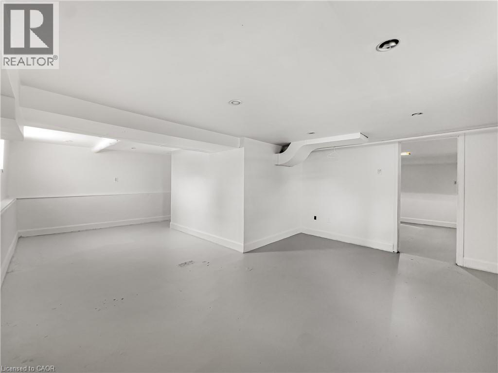 84 Carleton Street Property Photo 14