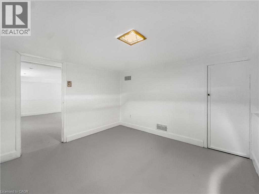 84 Carleton Street Property Photo 15
