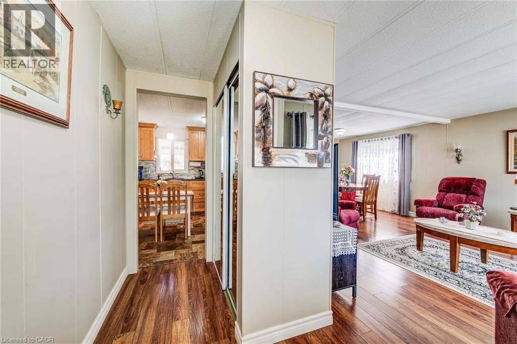 21 Fairview Crescent Property Photo 5