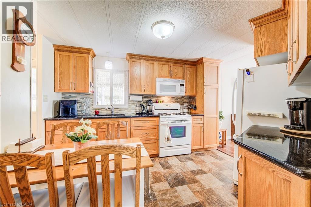21 Fairview Crescent Property Photo 14
