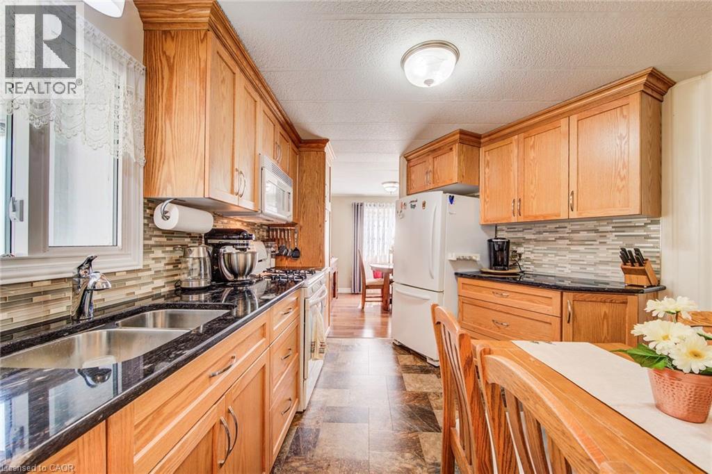 21 Fairview Crescent Property Photo 17