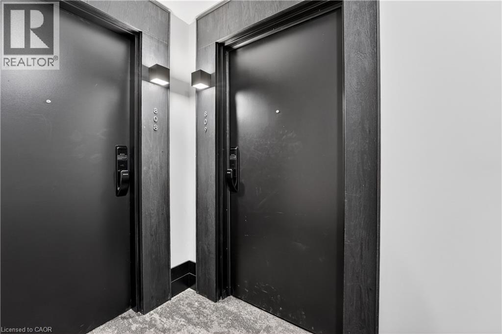 461 Green Road Unit# 809 Property Photo 2