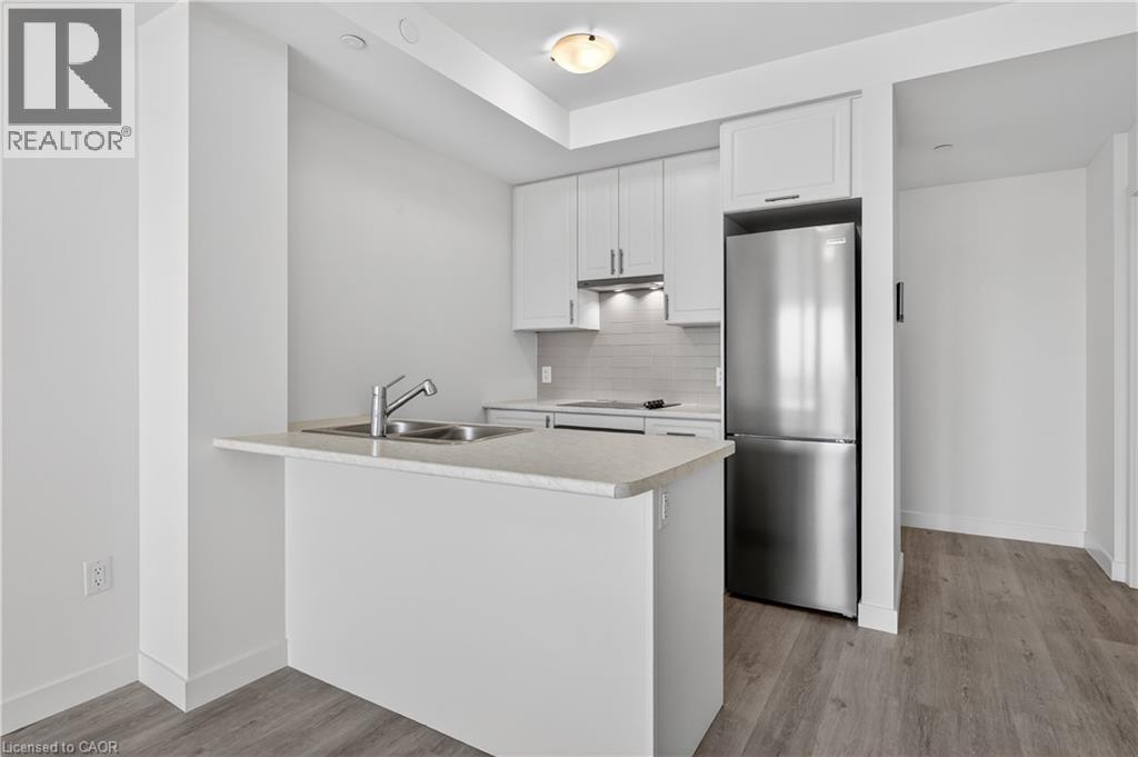 461 Green Road Unit# 809 Property Photo 17