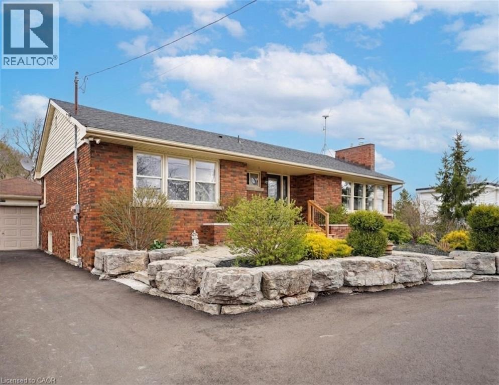 5117 Canborough Road Property Photo 1