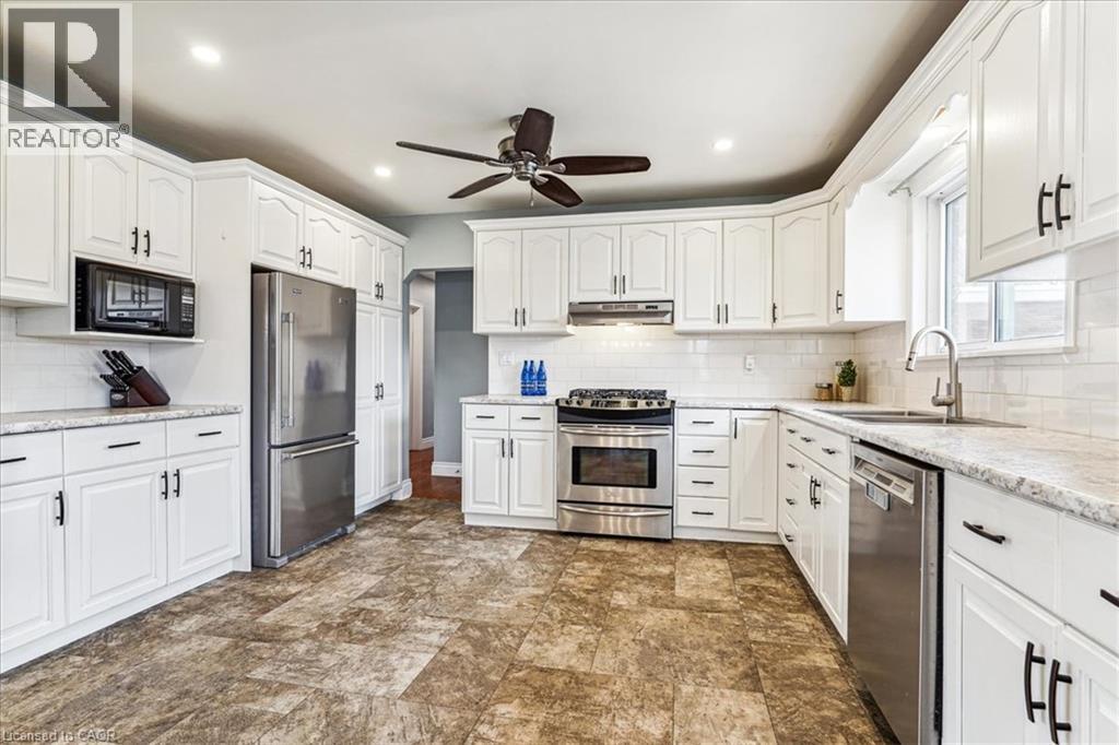 5117 Canborough Road Property Photo 3