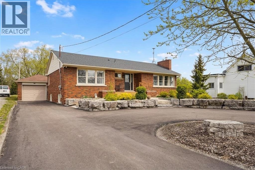5117 Canborough Road Property Photo 6