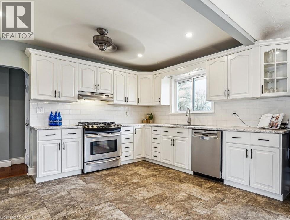 5117 Canborough Road Property Photo 12