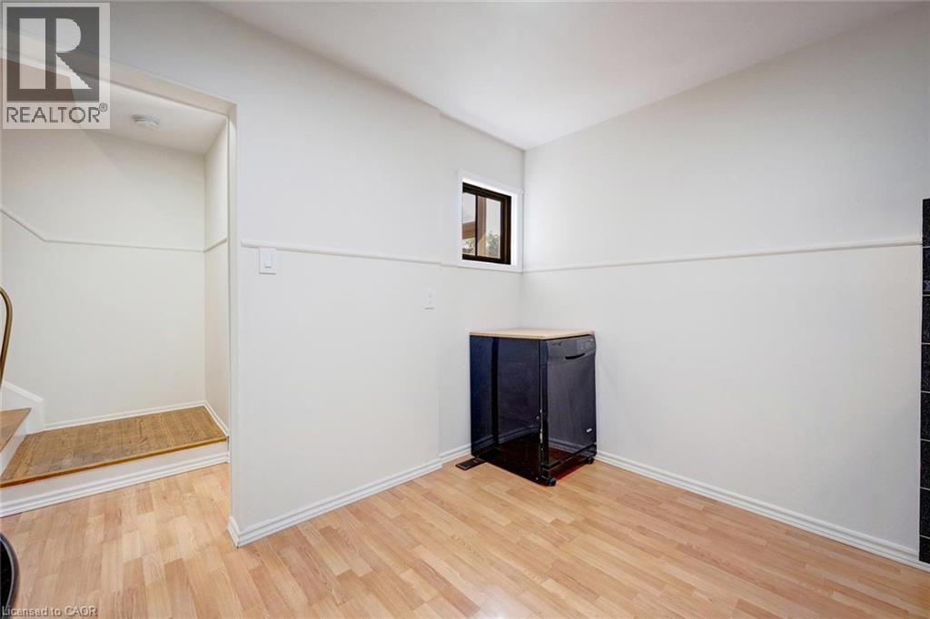 140 Ripley Court Unit# 4 Property Photo 6