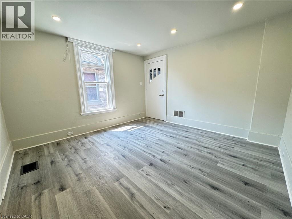 30 Ontario Street Unit# 2 Property Photo 3