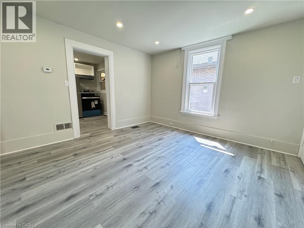 30 Ontario Street Unit# 2 Property Photo 4