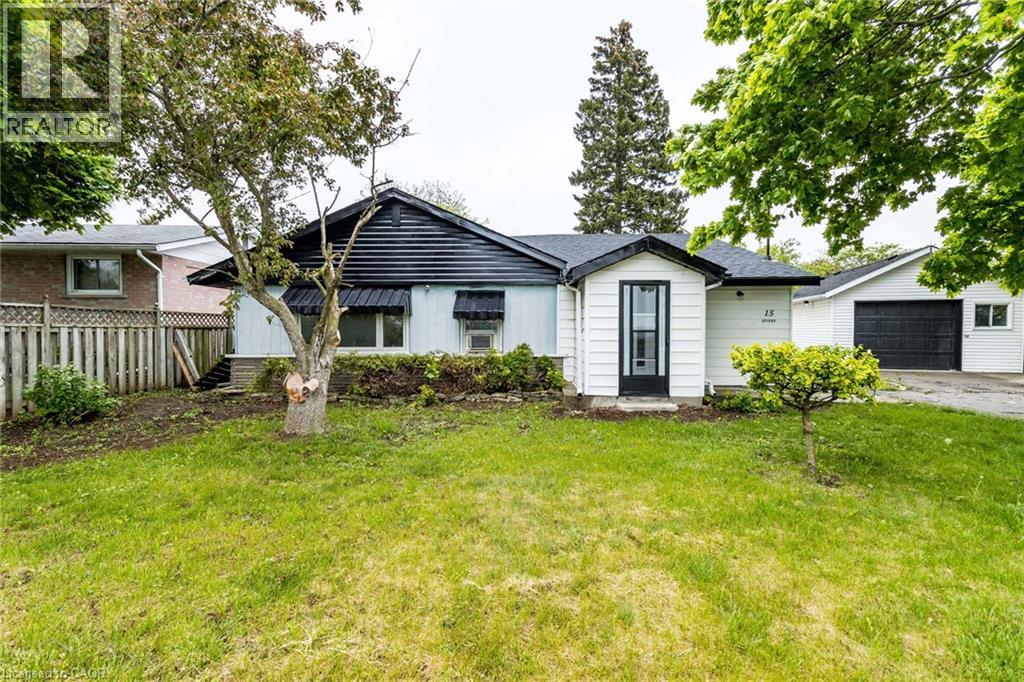 15 Spiers Crescent Property Photo 1