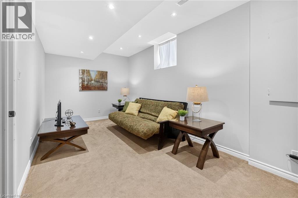 72 Beardmore Crescent Property Photo 27