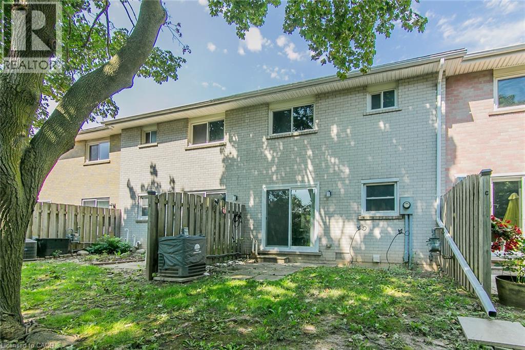 513 Weber St N Unit# C Property Photo 15