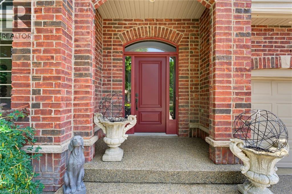 141 Falconridge Drive Property Photo 3