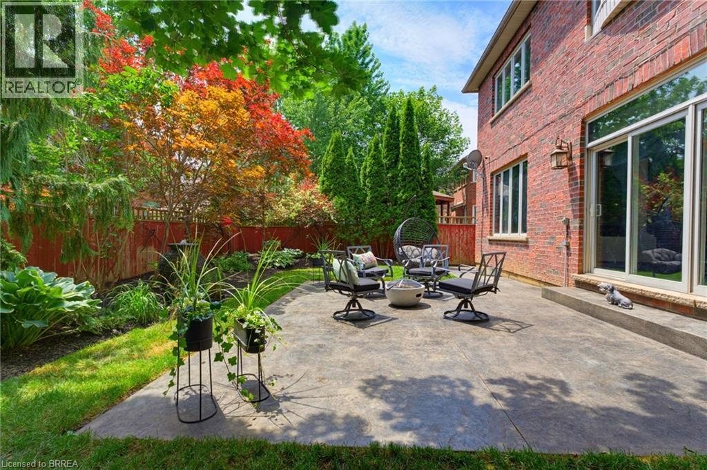 141 Falconridge Drive Property Photo 42