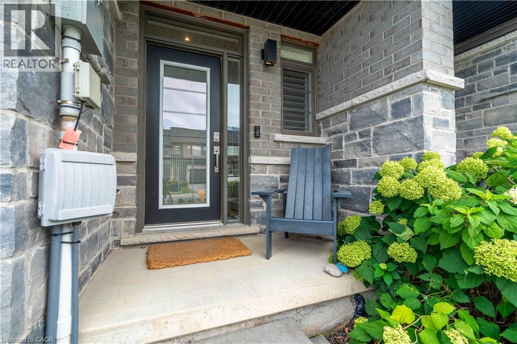 4005 Crown Street Property Photo 2