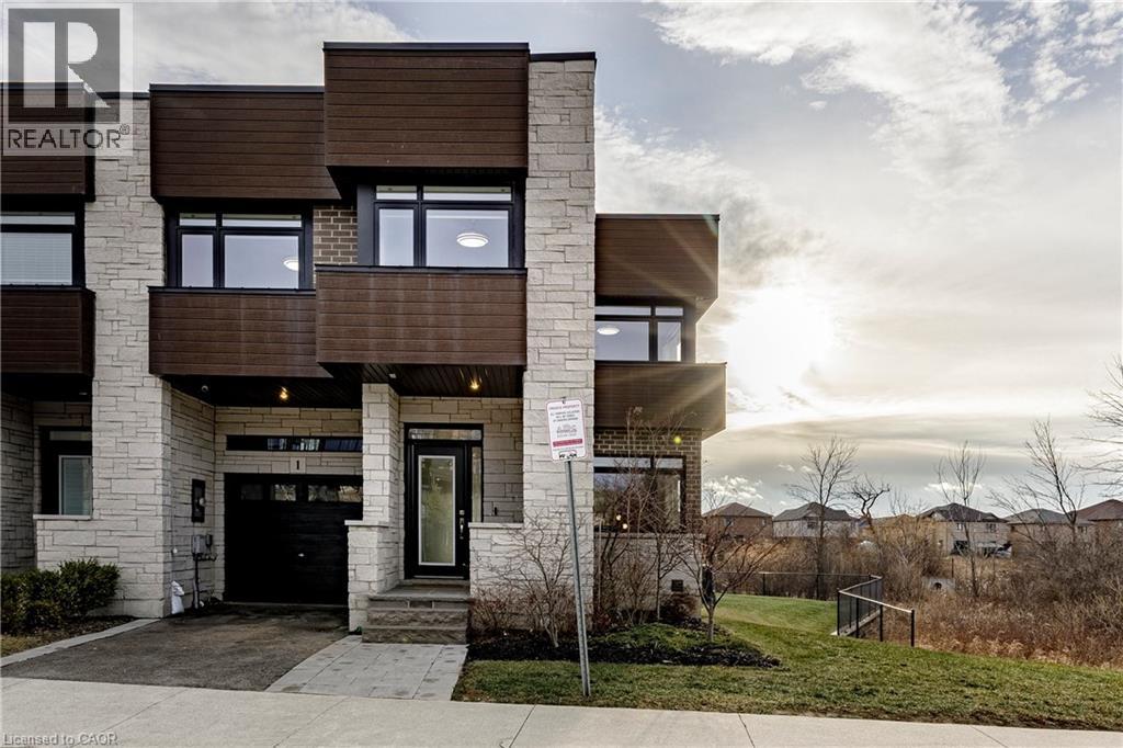 35 MIDHURST Heights Unit# 1 Property Photo 1