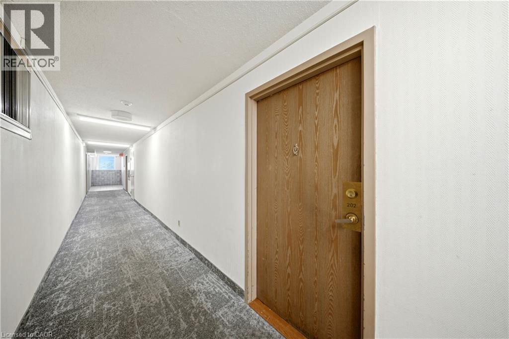 25 Agnes Street Unit# 202 Property Photo 8